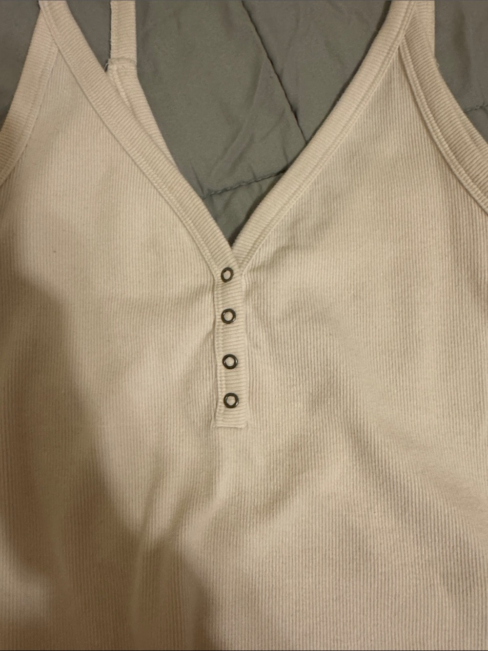 Abercrombie & Fitch white Ribbed V-Neck Snap Bodysuit - Picture 5 of 6